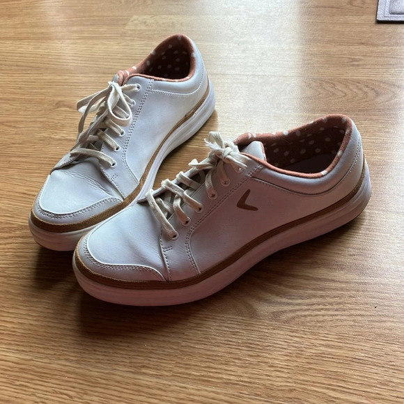 Callaway Women’s Katy Golf Shoes. White/Carmel. Size 7 1/2. Preowned - Picture 2 of 9
